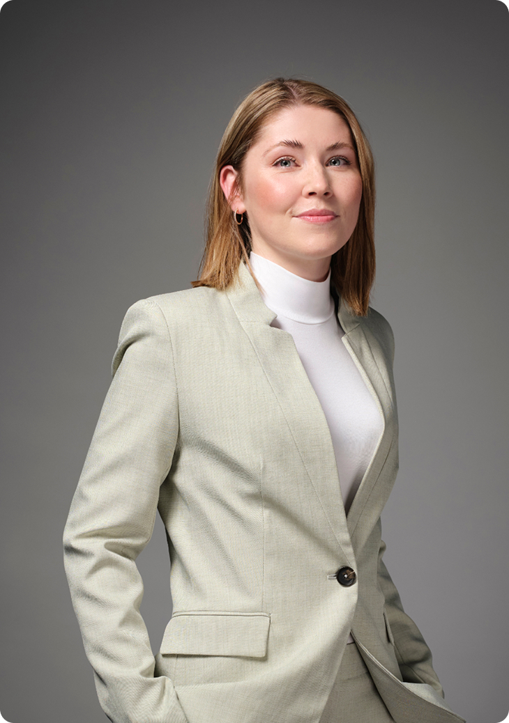 Porträt von Alexandra Heinze, Rechtsanwältin