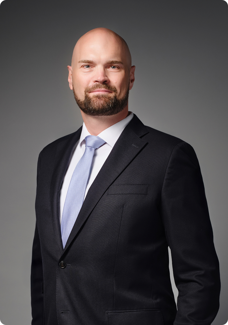 Porträt von Thomas M. Kühne, Rechtsanwalt und Notar, Fachanwalt für Medizinrecht, Handelsrecht und Gesellschafts­recht